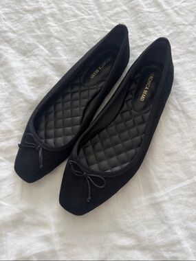 Veronica Beard Black Quilted-Insole Ballet Flats with Bow